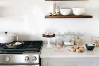 Adorable Kitchen Backsplash Decorating Ideas For This Year 28