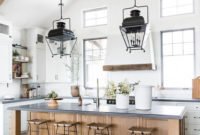 Amazing Organized Farmhouse Kitchen Decor Ideas 32