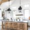 Amazing Organized Farmhouse Kitchen Decor Ideas 32