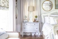 Cool French Country Master Bedroom Design Ideas With Farmhouse Style 14