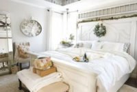 Cool French Country Master Bedroom Design Ideas With Farmhouse Style 41