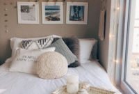 Elegant Bedroom Designs Ideas For Small Rooms 01