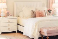 Elegant Bedroom Designs Ideas For Small Rooms 32