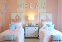 Elegant Bedroom Designs Ideas For Small Rooms 45