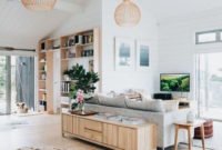 Lovely Colorful Living Room Decor Ideas For Summer 12