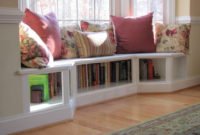 Pretty Bookshelves Design Ideas For Your Family Room 13