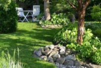 Pretty Frontyard Landscaping Design Ideas 09