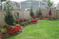 Pretty Frontyard Landscaping Design Ideas 23