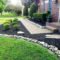 Pretty Frontyard Landscaping Design Ideas 36