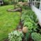 Pretty Frontyard Landscaping Design Ideas 49