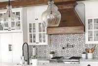 Classy Kitchen Decorating Ideas To Try This Year 25