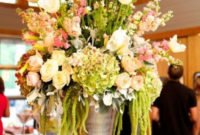 Cool Floral Arrangement Ideas To Beautify Your Room 18