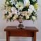 Cool Floral Arrangement Ideas To Beautify Your Room 36