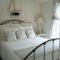 Perfect Coastal Bedroom Decorating Ideas To Apply Asap 53