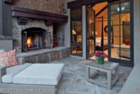Pretty Seating Area Ideas With Outside Fireplace 25