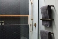 Spectacular Bathroom Tile Shower Ideas That Looks Cool 05