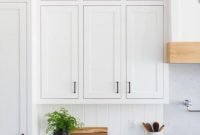 Comfy White Kitchen Cabinets Design Ideas To Try 18