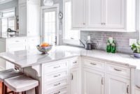 Comfy White Kitchen Cabinets Design Ideas To Try 49