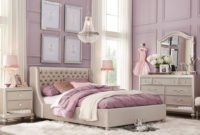 Fancy Champagne Bedroom Design Ideas To Try 40