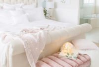 Fancy Champagne Bedroom Design Ideas To Try 43