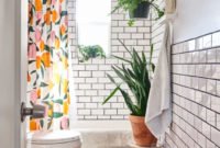 Inspiring Small Bathroom Design Ideas With Wood Decor To Inspire 09