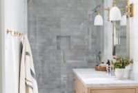 Inspiring Small Bathroom Design Ideas With Wood Decor To Inspire 20