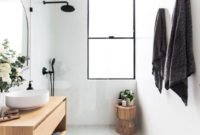 Inspiring Small Bathroom Design Ideas With Wood Decor To Inspire 34