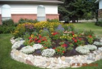 Modern Flower Beds Rocks Ideas For Front House To Try 30