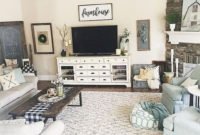 Splendid Farmhouse Living Room Decor Ideas 04