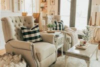 Splendid Farmhouse Living Room Decor Ideas 16